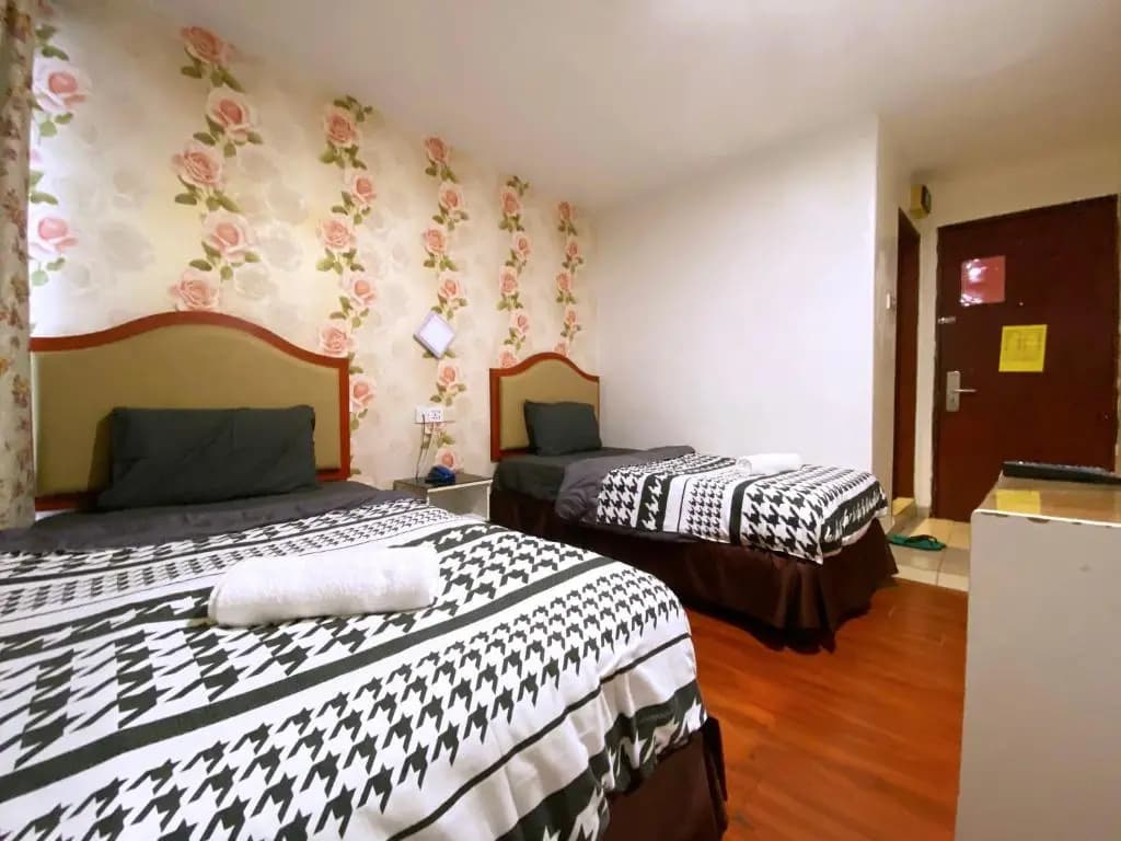 Mr Hotel Nusa Bestari - photo 7