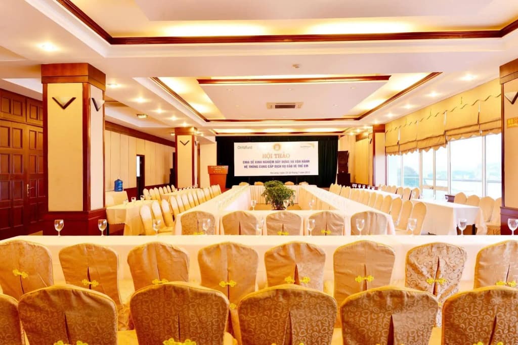 Cong Doan Ha Long Hotel - photo 12