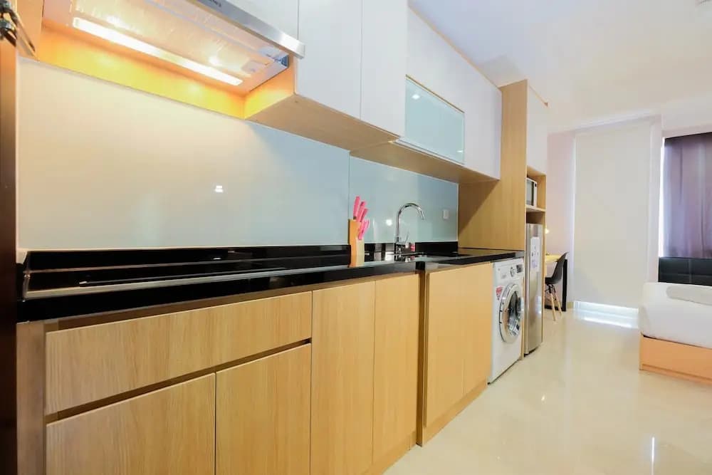 Comfortable Studio at Menteng Park Apartment - photo 18