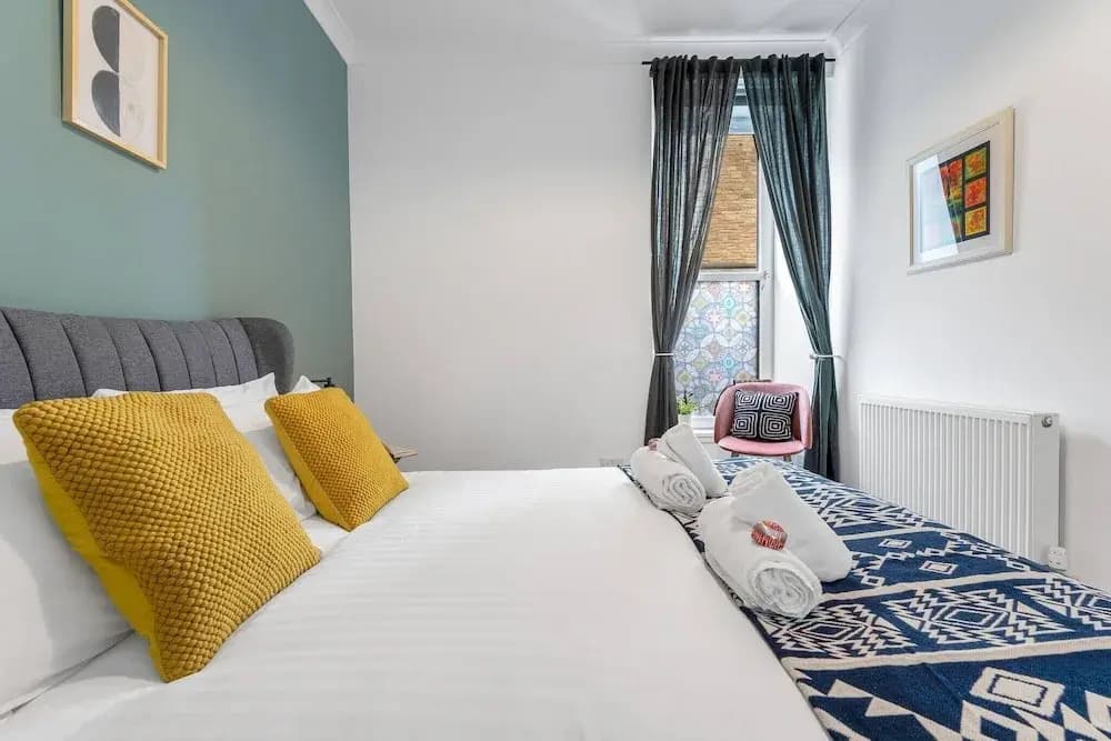 Edinburgh City Centre 2BR Apartment - photo 4