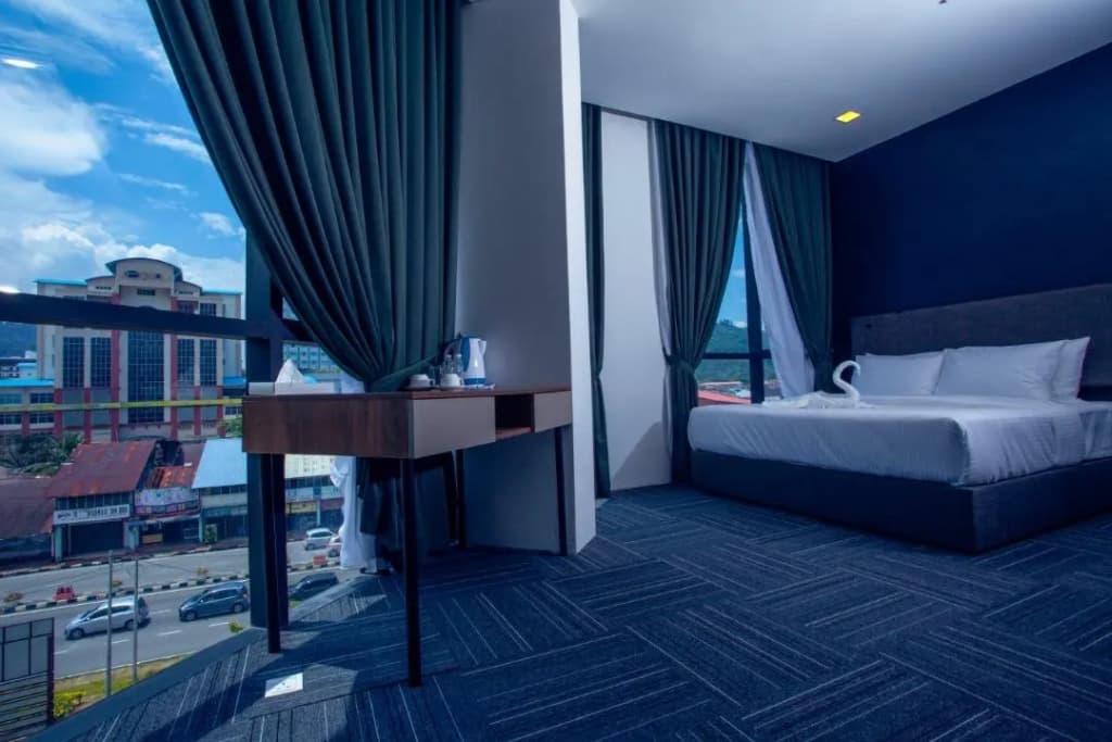 WE Hotel - photo 6