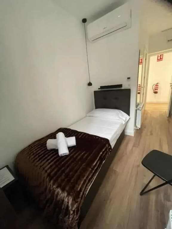 Hostal Arenal Madrid - photo 14