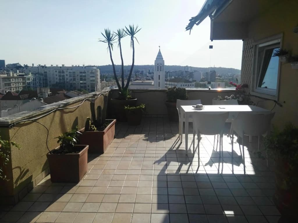 Sunrise Terrace Apartment - photo 10