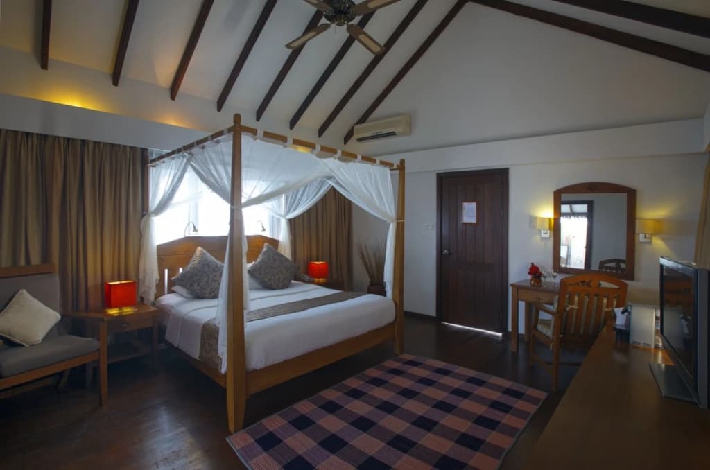 Medhufushi Island Resort - photo 39