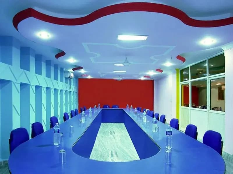 Oyo 44081 Hotel Royal Holidays - photo 10