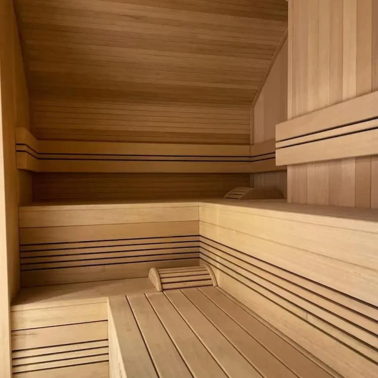 Lou Suites - photo 11