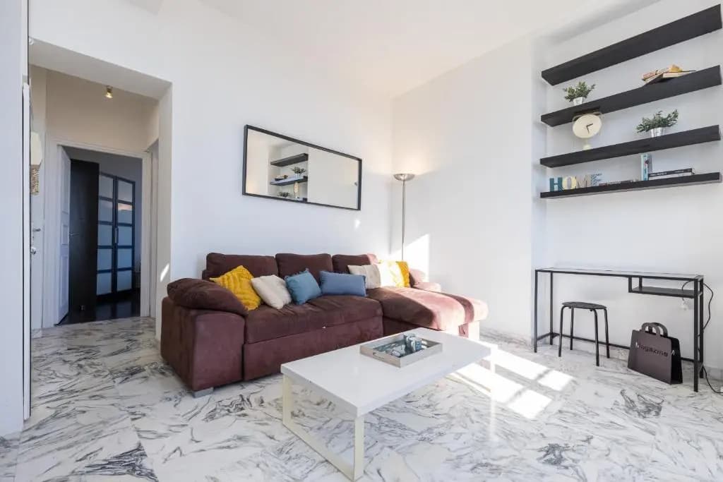 Open view Swimming Pool & Garage 1 Bdr - photo 4