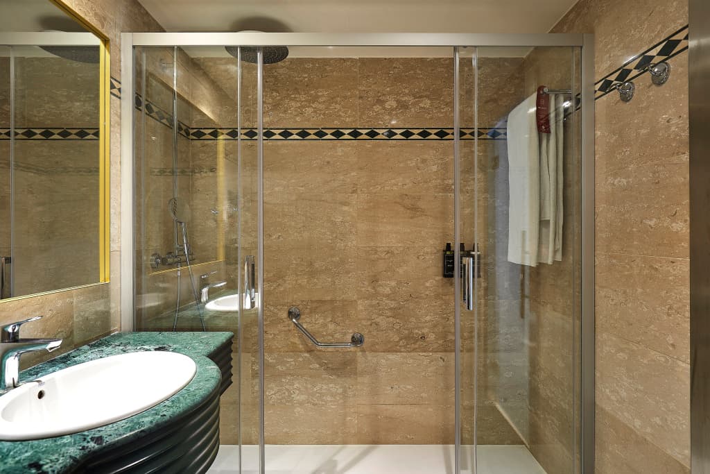 Hotel Exe Mitre - photo 9