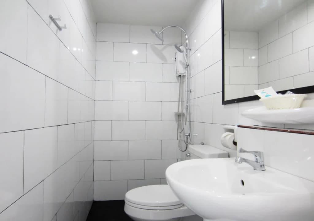 Tiya House Rooms & Cafe - photo 8