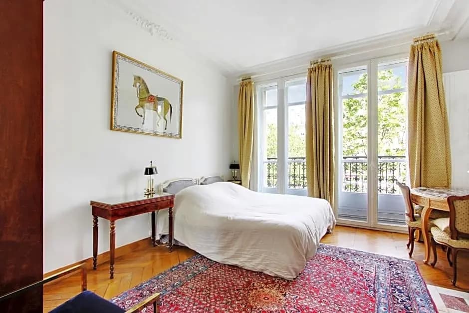 Suite junior avec balcon et vue sur Arc de Triomphe - photo 2