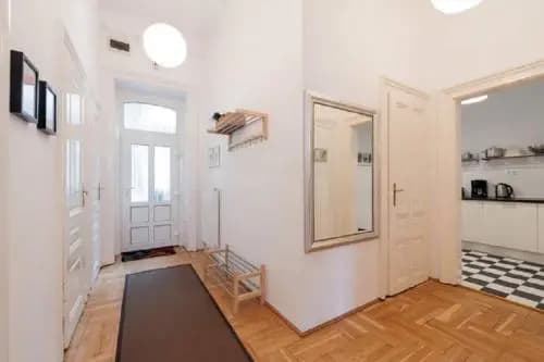 White Apartment - photo 12