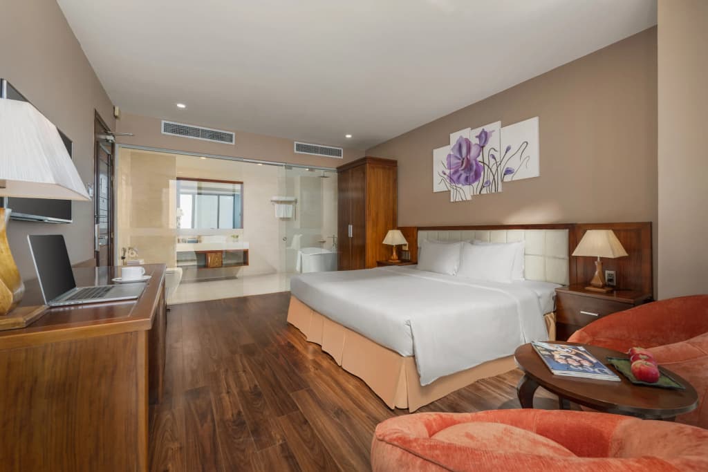 Yarra Ocean Suites Danang - photo 42