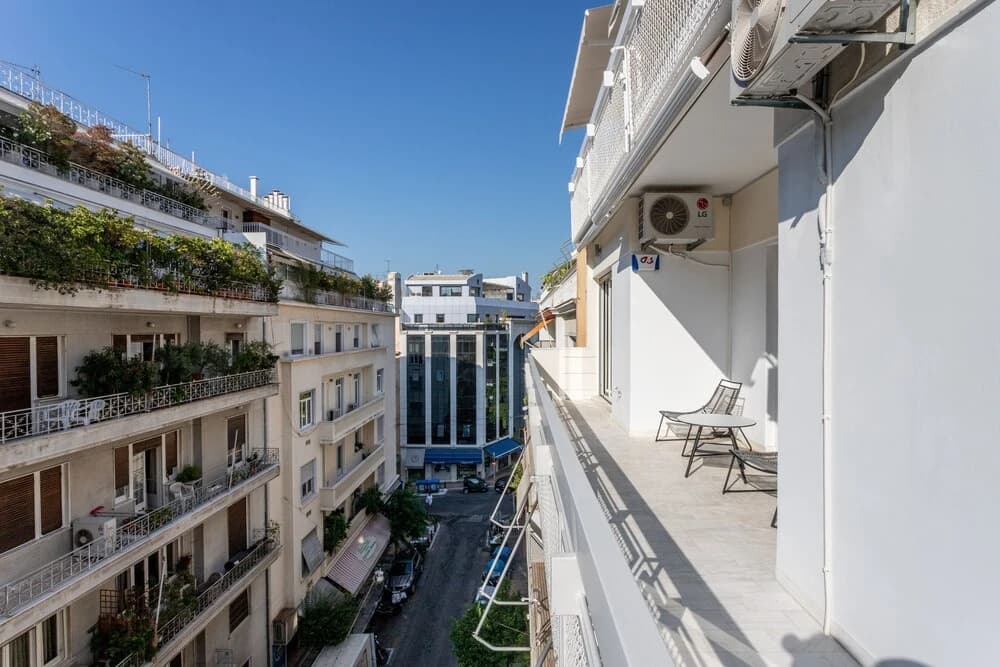 Exquisite HiEnd 3bdr 4th flr Top Kolonaki spot - photo 15