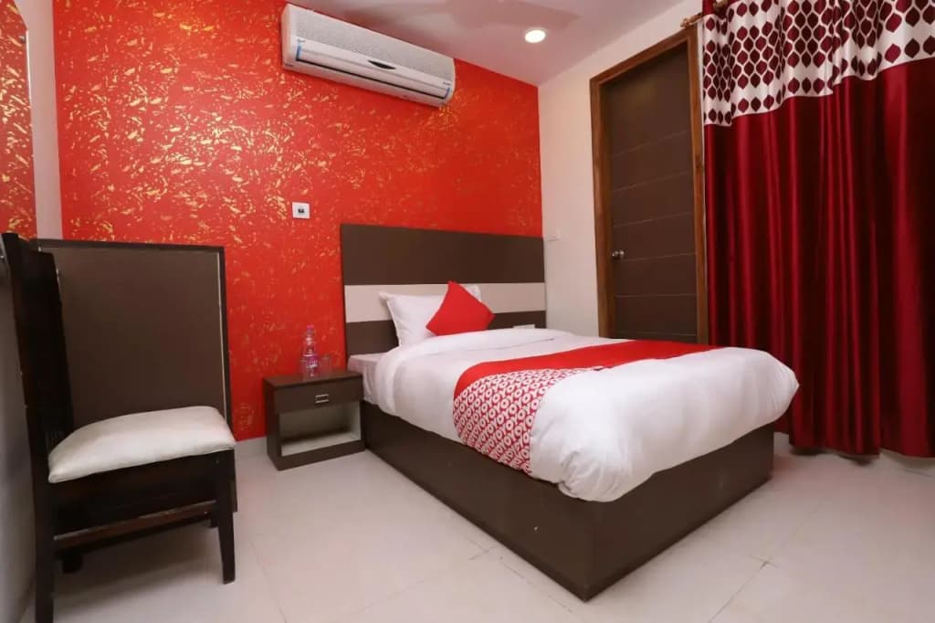 Hotel Airway Inn - photo 20