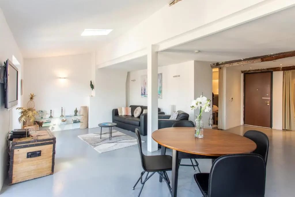 Ross 5- F2, Lumineux, Balcon, Loft, Clim, Vieux-Nice - photo 17