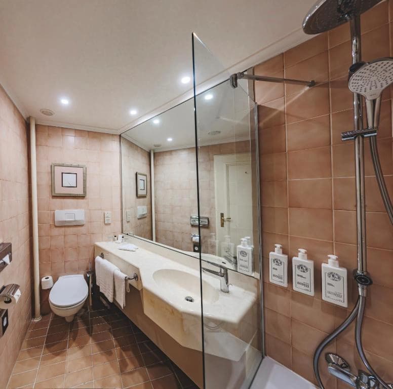 Grand Hotel Prague Towers - photo 9
