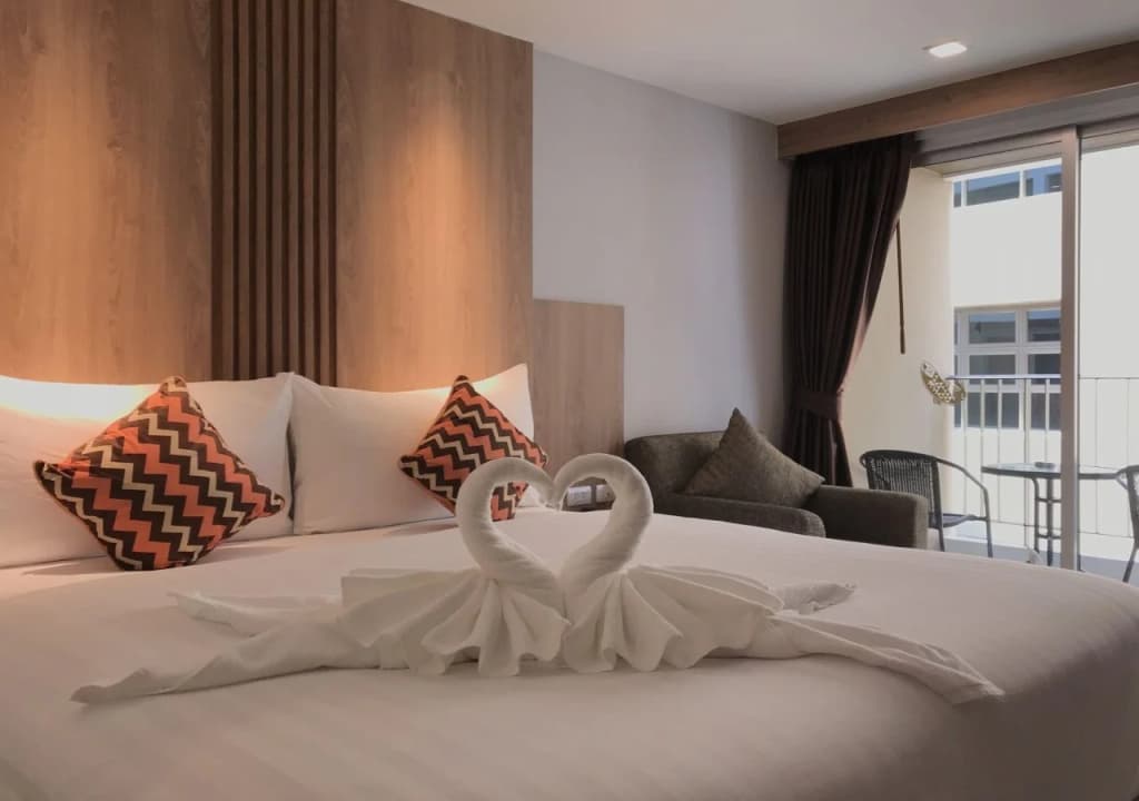 May Hotel - photo 4