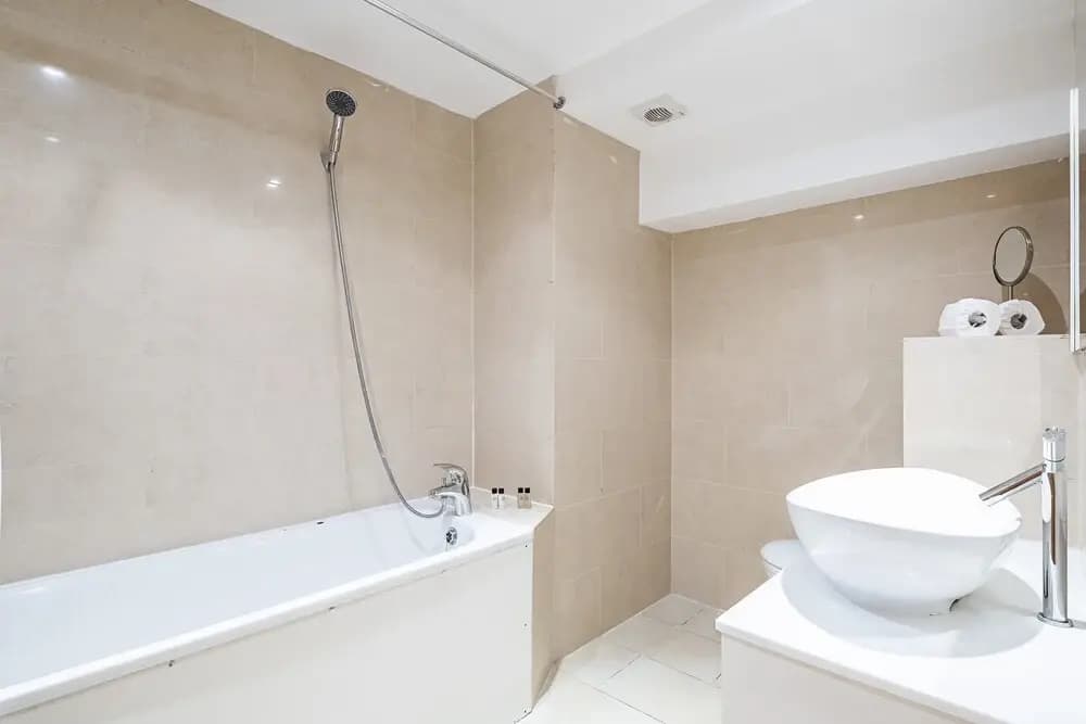 Laystall Apartment - photo 13