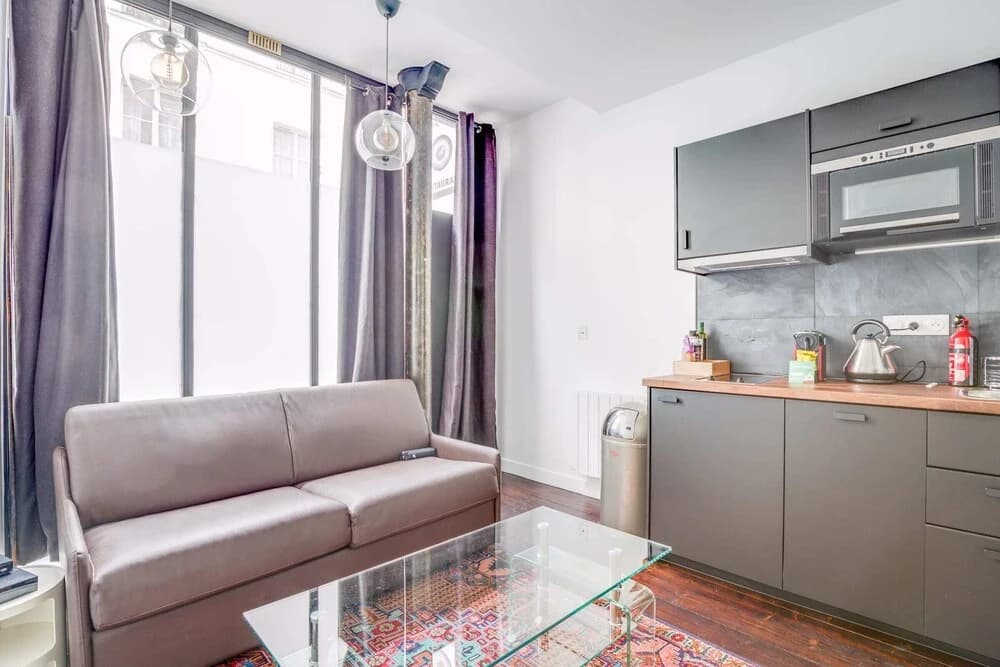 Design Apartment Near Bastille - photo 9
