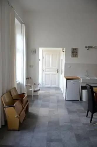 Mica's House - photo 12