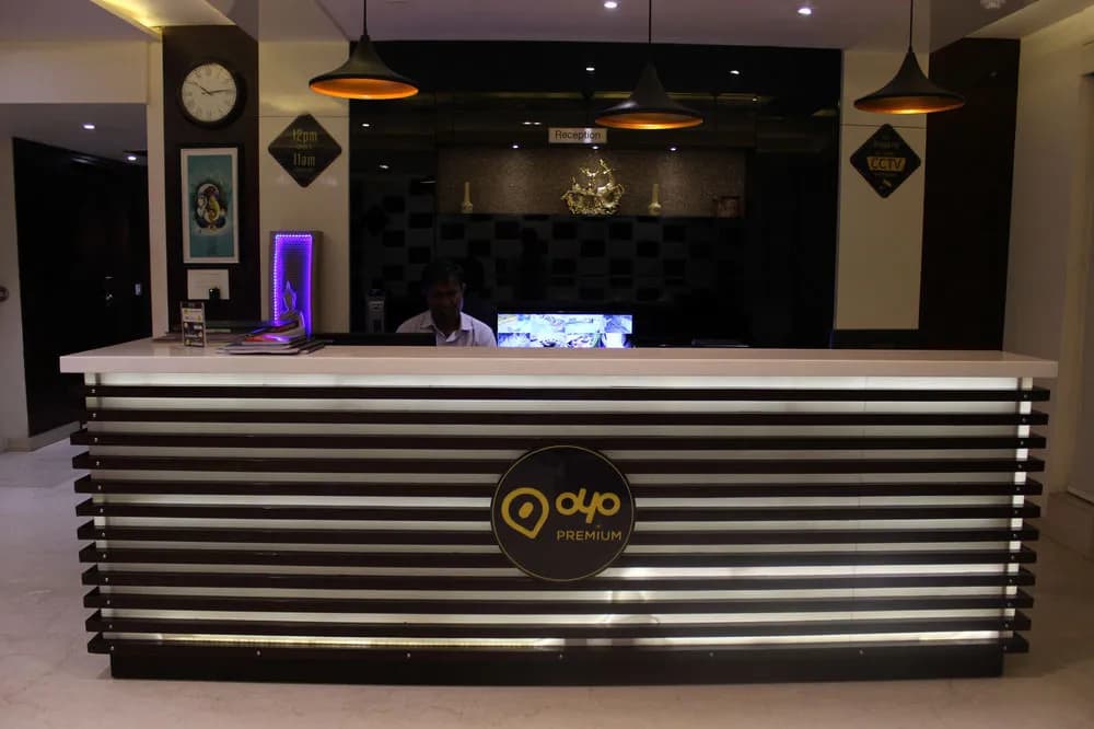 OYO 550 Hotel Aura Grand Residency - photo 10