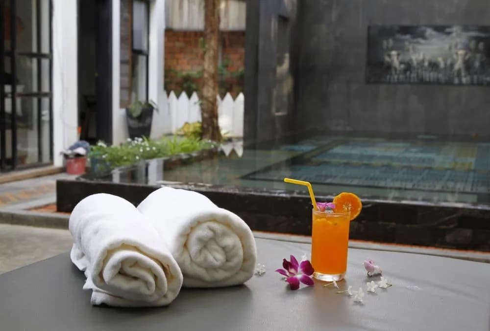 1004 Boutique Hotel - photo 10