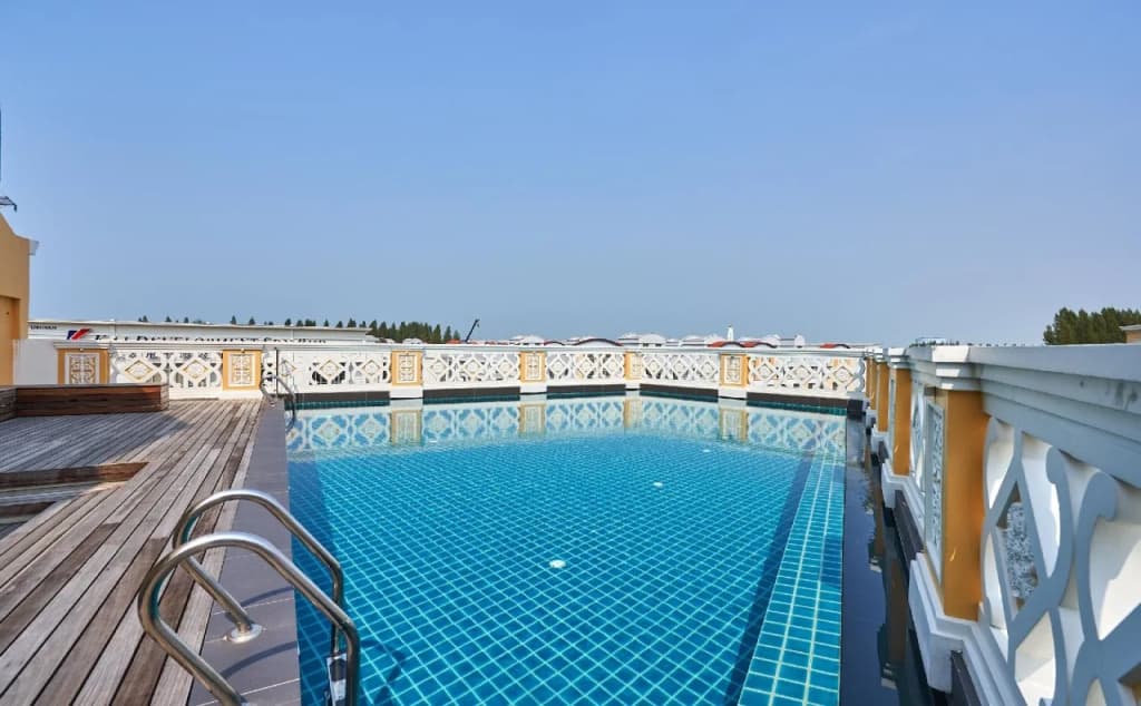 The Platinum Hotel & Suites - photo 10