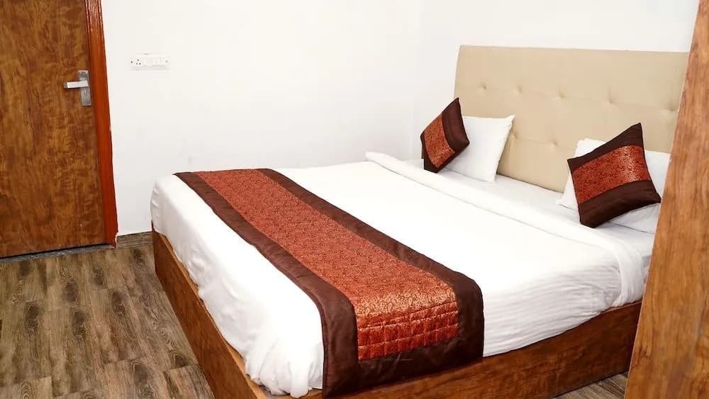 Hotel LA Pearl Inn - photo 6