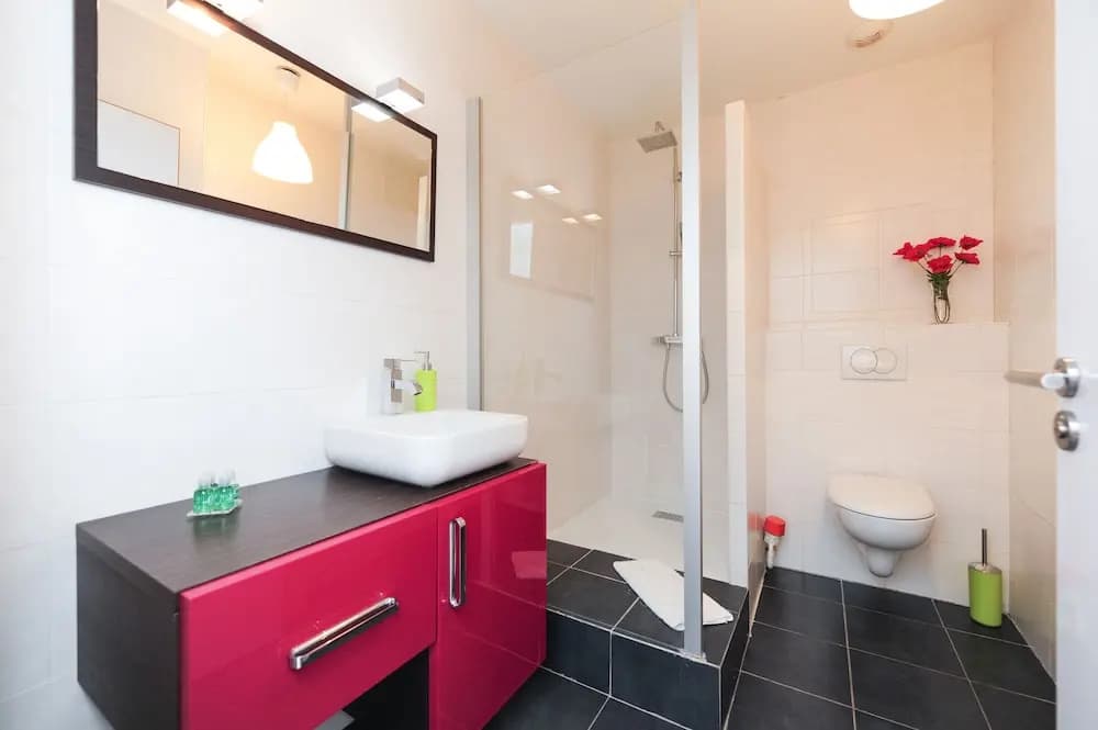 Suite Coquelicot - Five Stars Holiday House - photo 8