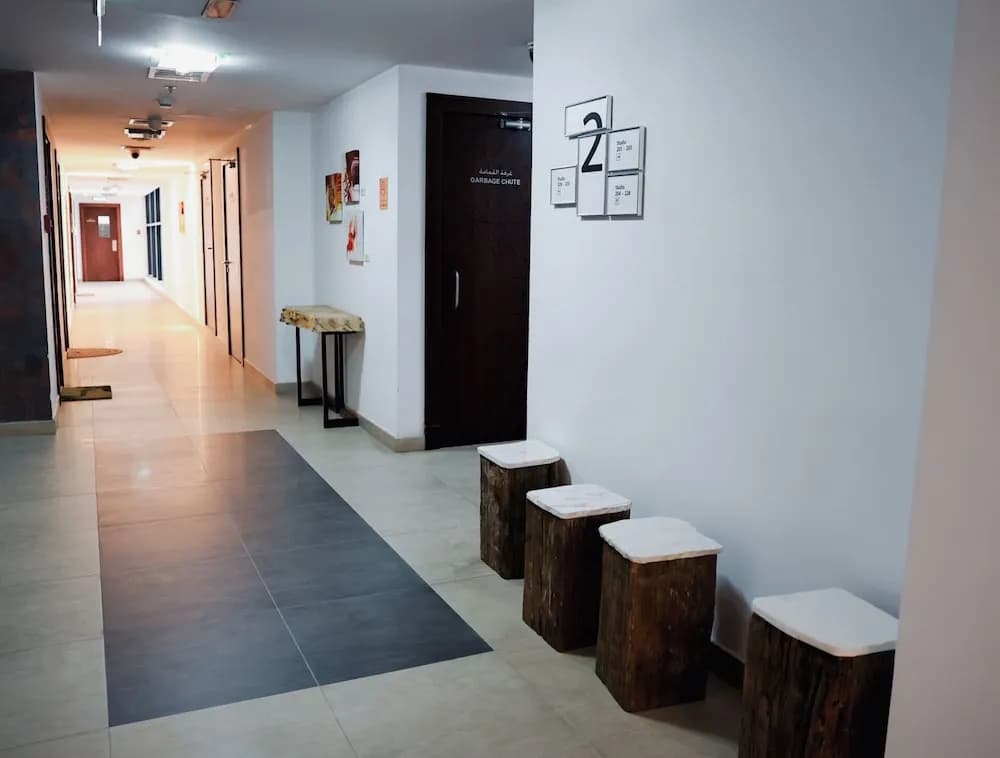 Bright Studio with Rooftop Pool & Gym - photo 10