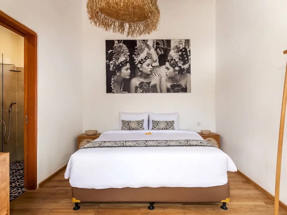 Villa Umara Seminyak Sun, Sand & Style: 5-min Walk to Beach! - photo 4