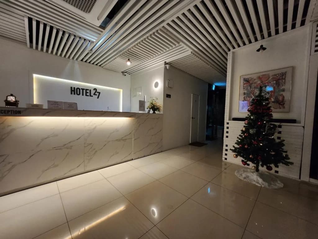 Hotel27 - photo 37