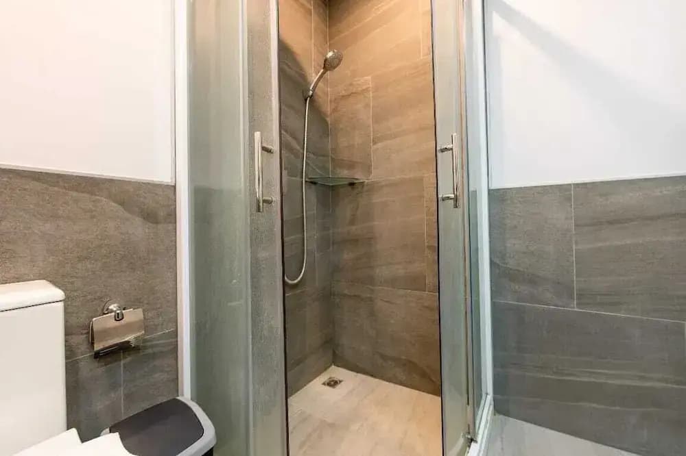 Charming 1-Bed Apt T3- 629 - photo 5