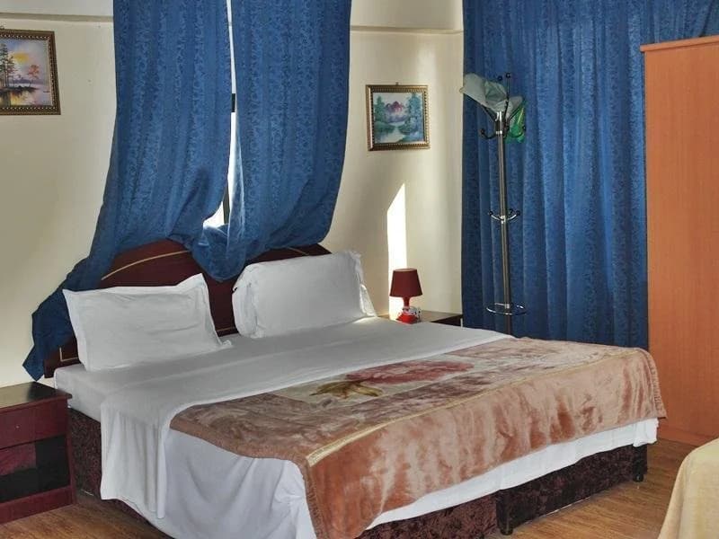 Al Uruba Hotel - photo 11