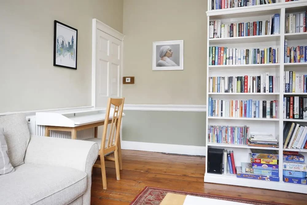 Edinburgh Deluxe Hanover Street Apt - photo 13