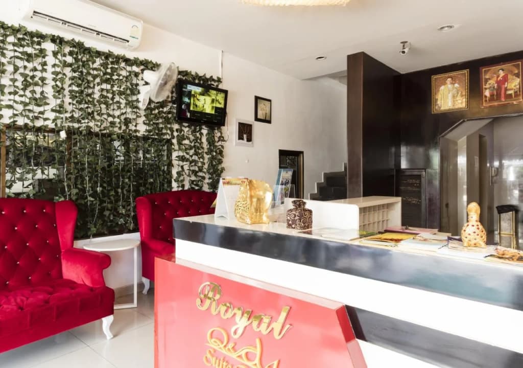 Royal Q&D Suites Hotel - photo 11