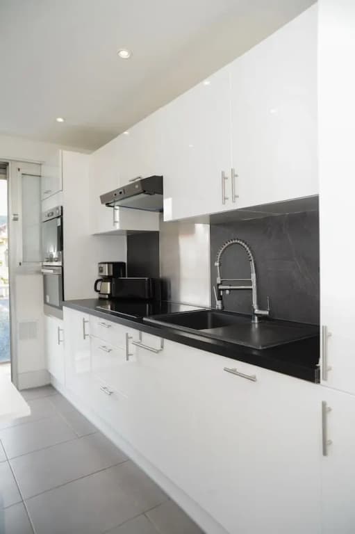 Suite 40 - Five Stars Holiday House - photo 23