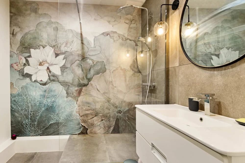 Beautiful Apartment in the Center of Paris on the Island of the City - photo 9