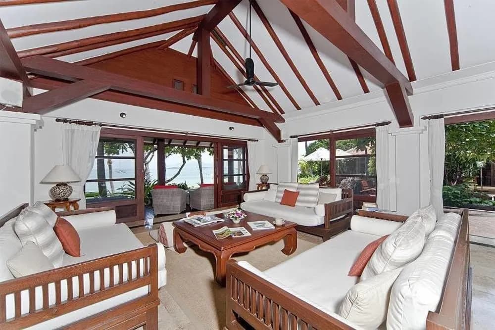 Bangrak Beachfront Villa - photo 6