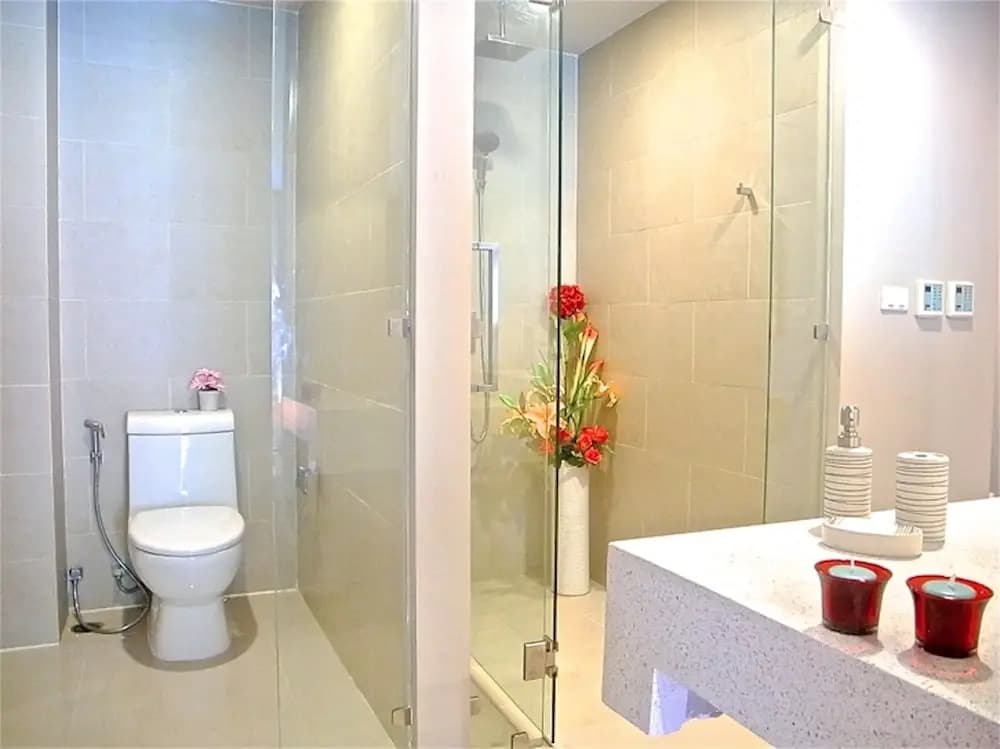 The Ark Karon 1 bedroom Apartment Pool Access - photo 9