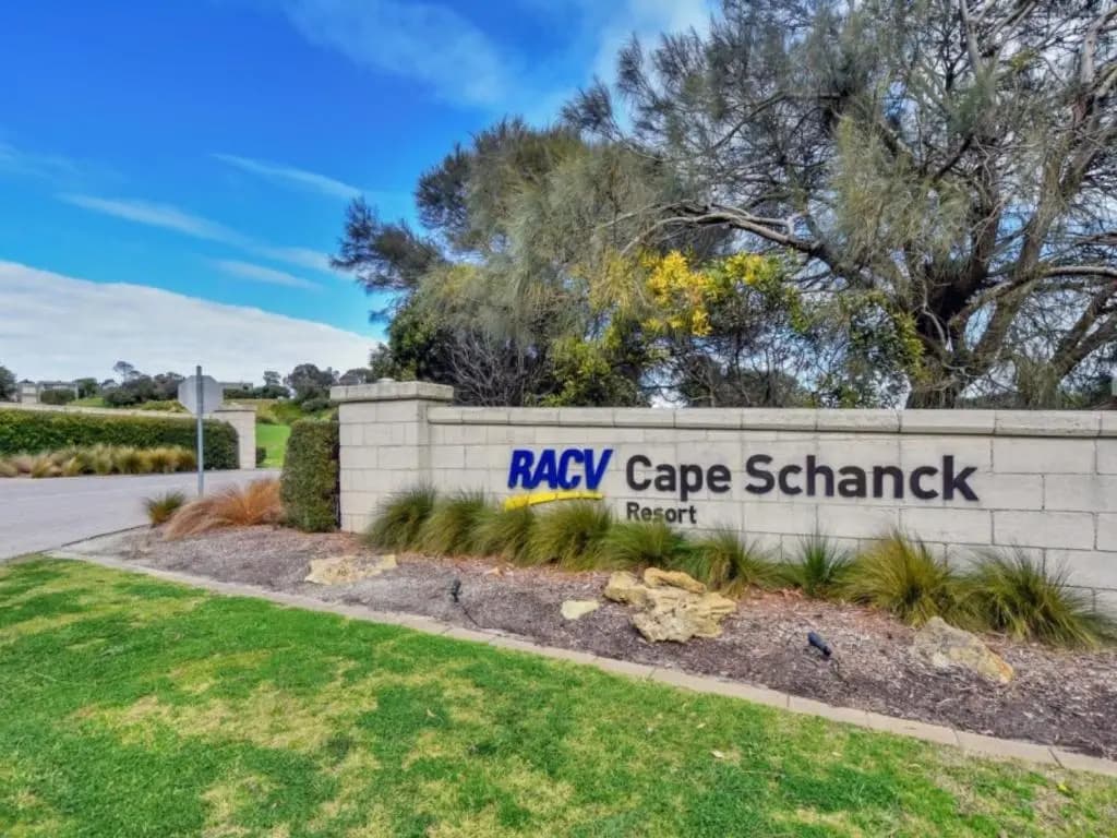 Golfers Paradise By The Beach - photo 1