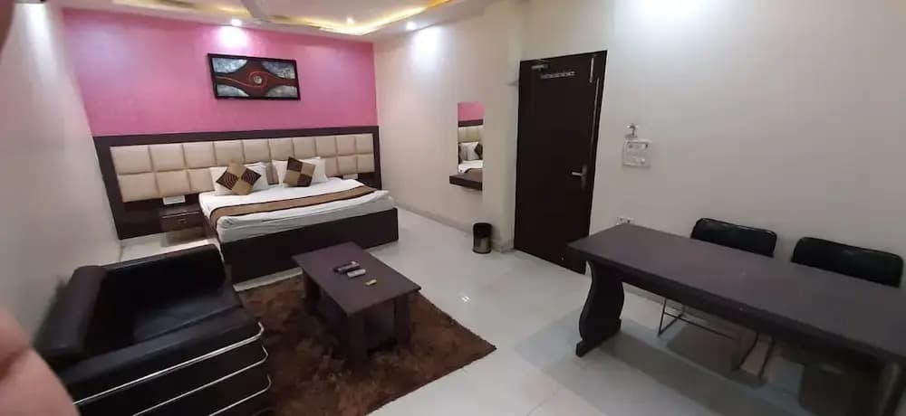 Hotel Ashiana Palace - photo 13