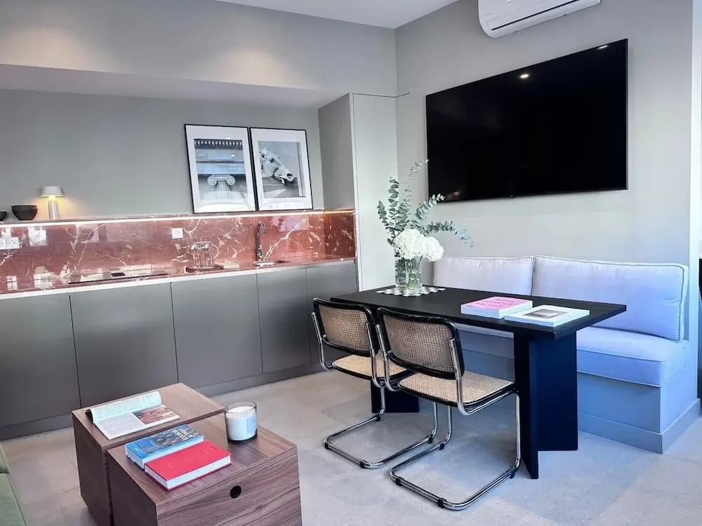 Edmond Vibes Almagro Suites - photo 13
