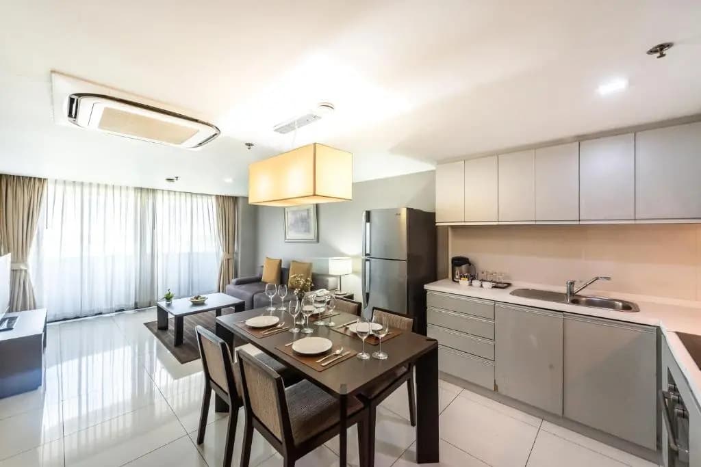 Royal Suite Hotel Bangkok - photo 36