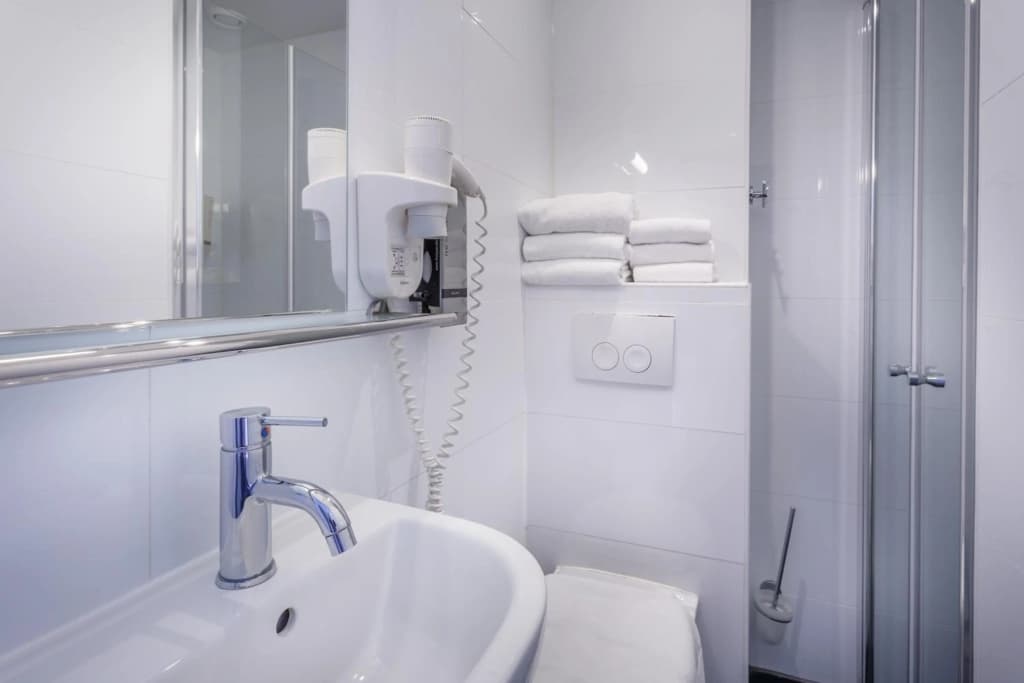 Hotel Victorie - photo 7