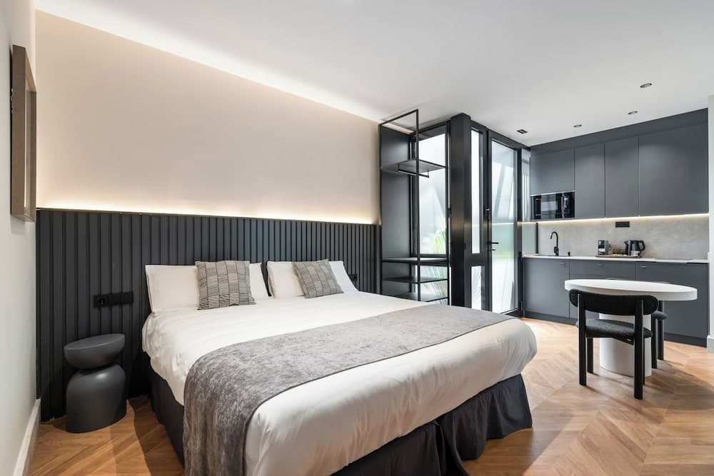 Pacifico Suites near Retiro - photo 25