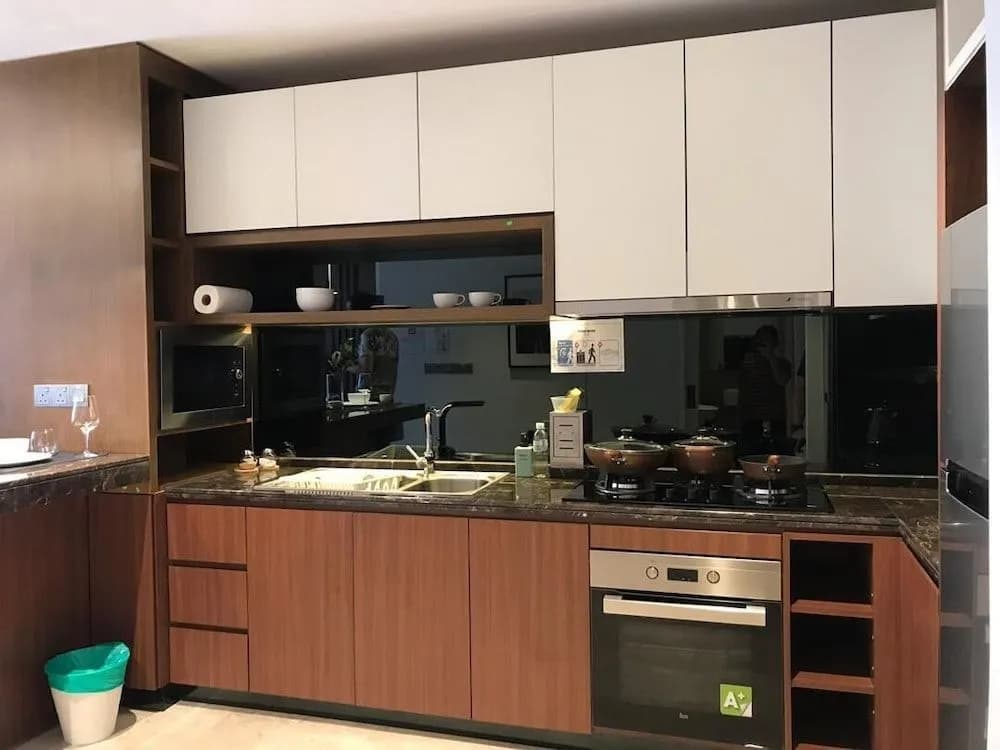 Anggun Residences Guesthouse - photo 21