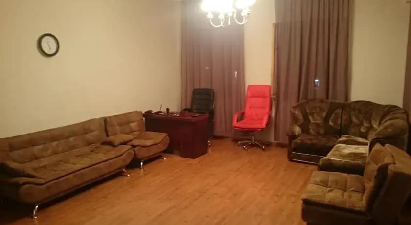 Apartment with Garden - photo 6