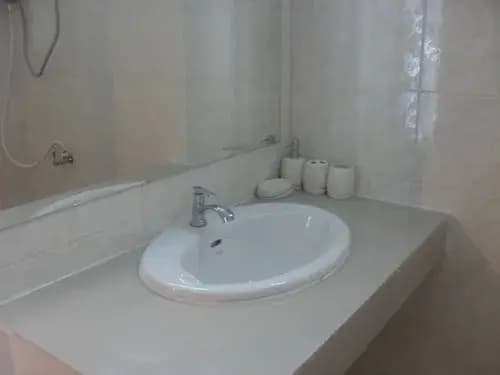 Salad Grand Bungalow & House Rental - photo 5