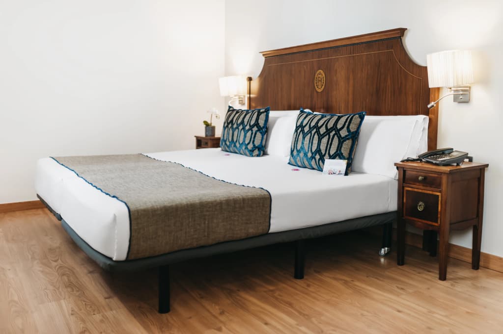 Oriente Atiram Hotel  - photo 43